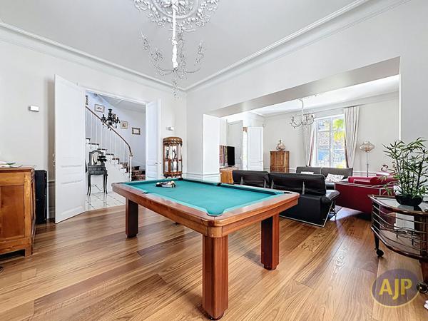 Biens de prestige à vendre La Roche Sur Yon : 1 450 000 € - AJP Immobilier La Roche-sur-Yon