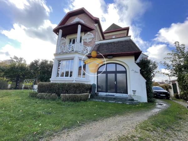 Vente Maison 10 pièces 300 m2 à La Fère