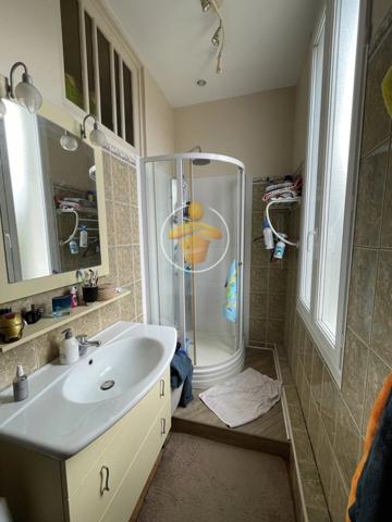 Vente Maison 10 pièces 300 m2 à La Fère