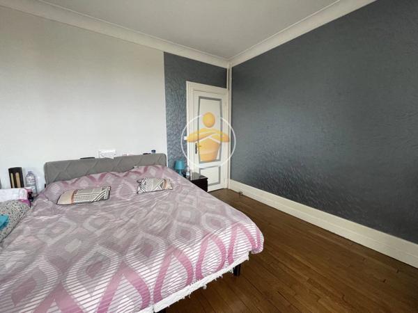 Vente Maison 10 pièces 300 m2 à La Fère