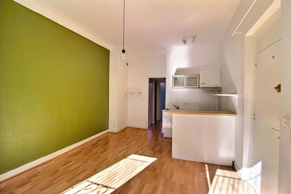 T2 de 36 M² petite résidence en pierre, calme hyper-centre GAMBETTA