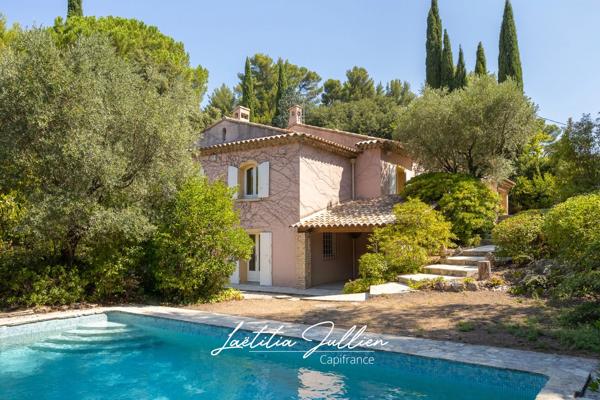 En exclusivité par Laëtitia JULLIEN – Marseille 11e – Saint-Menet – Propriété T4 de près de 150 m² habitables avec studio indépendant, piscine et jardin arboré de plus de 1 500 m²