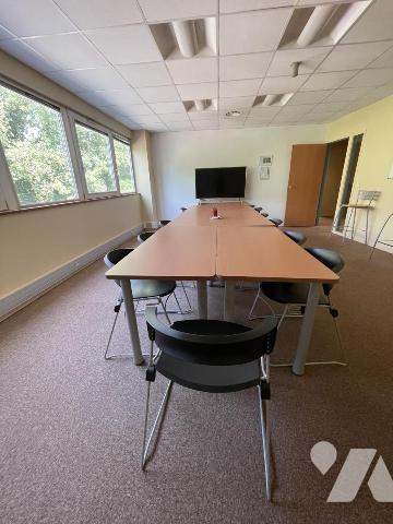 INOVALLEE, belle surface de bureaux au 1er étage d'un bâtiment classé A