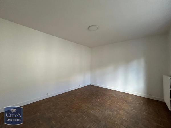 Appartement à louer 3 pièces 64m² Breux-Jouy (91650)