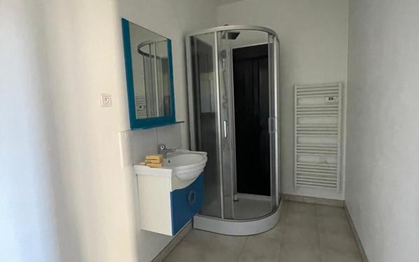 Appartement à louer    3 pièces •  Saint-Ambroix