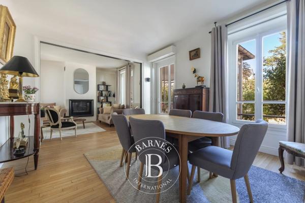 La Garenne-Colombes, Maison 5 Chambres -  190 m² à vendre