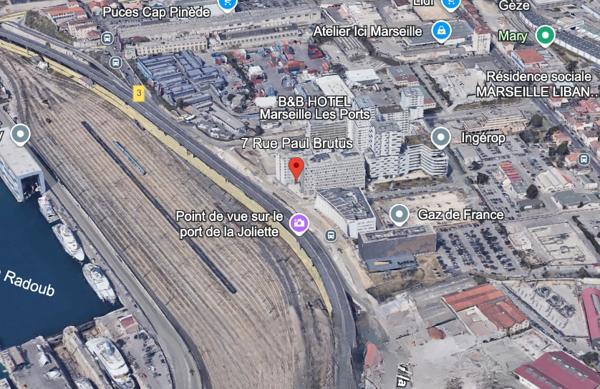 Local commercial à vendre |  Marseille 15 |  | 7 pièces