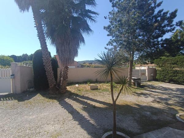 grande Piece de vie, 3 chambres, grand jardin, piscine