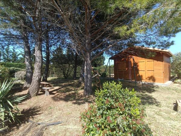 grande Piece de vie, 3 chambres, grand jardin, piscine