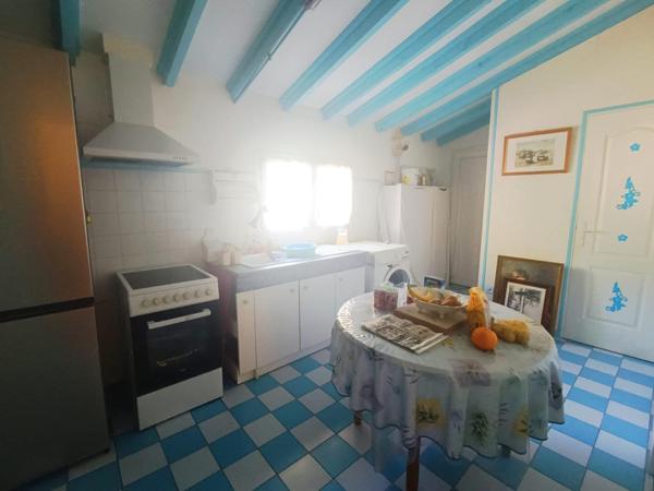 grande Piece de vie, 3 chambres, grand jardin, piscine