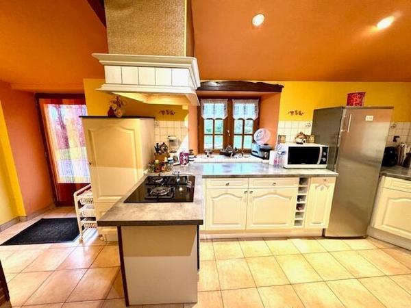 Maison en pierres - longère de 180 m2