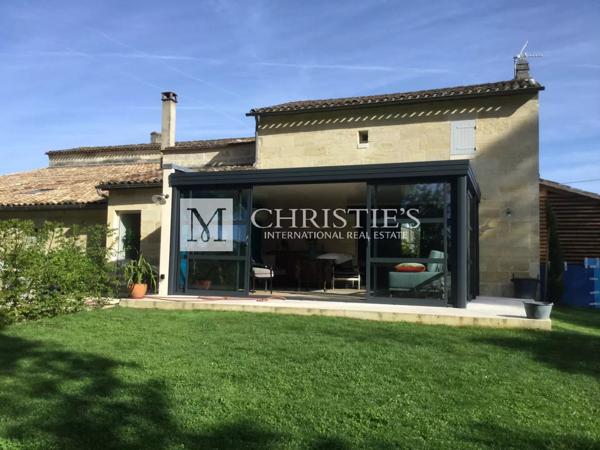Somptueuse Maison Girondine entièrement rénovée avec piscine, près de Libourne