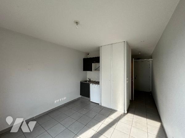 VILLEURBANNE Rue des Fleurs