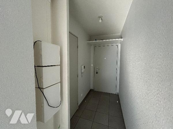 VILLEURBANNE Rue des Fleurs