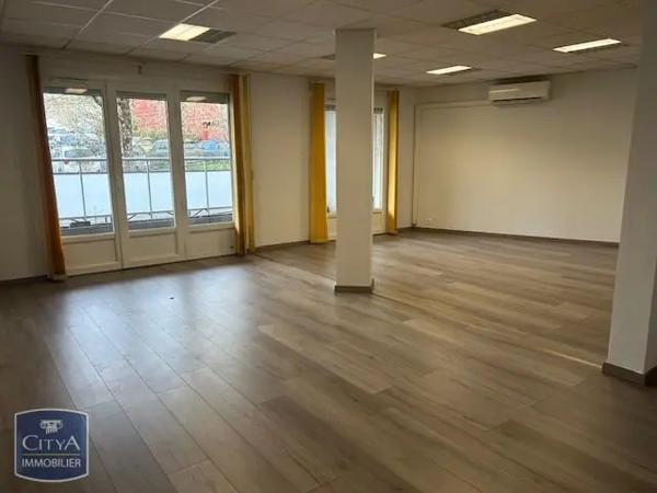 Local professionnel à louer Périgueux (24000)