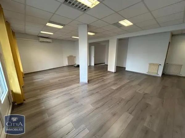 Local professionnel à louer Périgueux (24000)