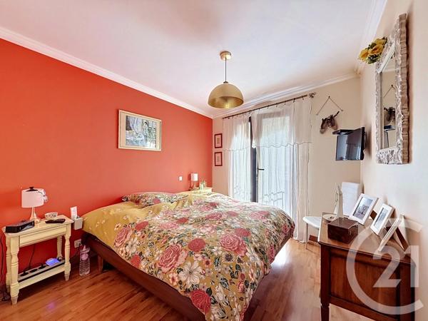 Appartement F4 à vendre  4 pièces - 109,70 m 2   SETE  - 34