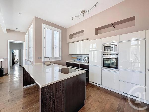 Appartement F4 à vendre  4 pièces - 109,70 m 2   SETE  - 34
