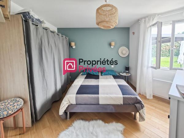 Maison plain-pied 128 m2, 6 pièces, 1162 m2 de jardin clos