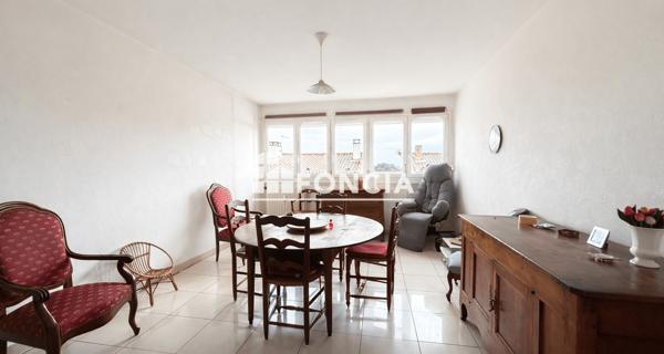 À vendre Appartement 3 pièces 64 m² - Villeneuve-lès-avignon 30400
