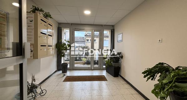 À vendre Appartement 3 pièces 64 m² - Villeneuve-lès-avignon 30400