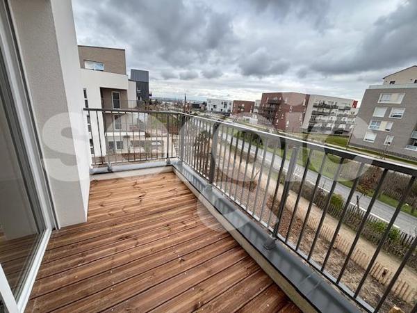 Location 2 Pieces 44 80000 Amiens 25 1643 01 0055