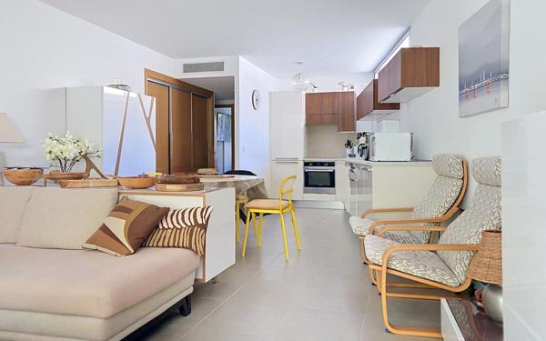 Appartement à vendre    3 pièces • 69 m2 Juan-les-Pins - Antibes