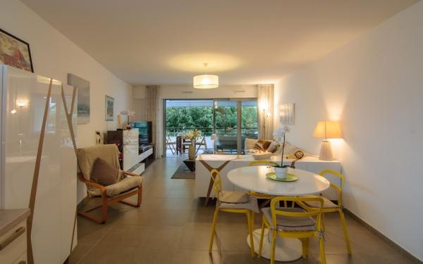 Appartement à vendre    3 pièces • 69 m2 Juan-les-Pins - Antibes