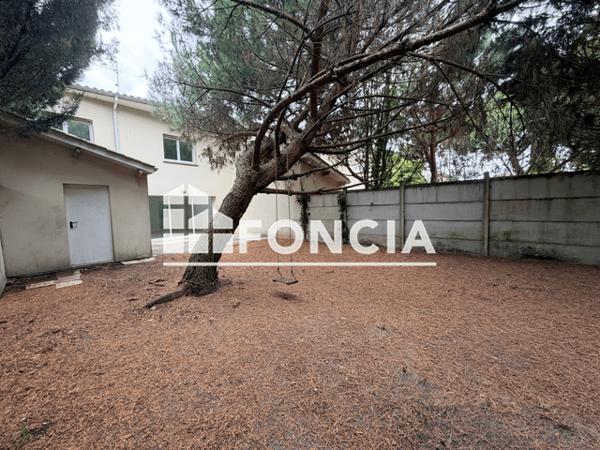 Location Maison 6 pièces 113.09 m² - 57 RUE DES LAVOIRS Merignac 33700