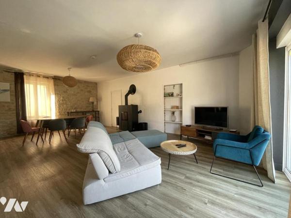 Maison d'habitation d'environ 170 m² habitables sur un terrain de 628 m².