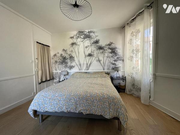 Maison d'habitation d'environ 170 m² habitables sur un terrain de 628 m².