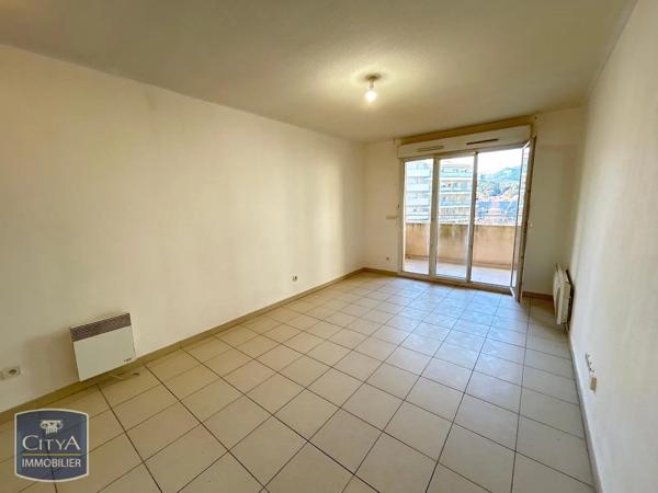 Appartement à louer 1 pièce 27.15m² La Seyne-sur-Mer (83500)