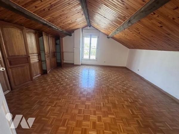 St Rambert, maison T6 de 142m² + veranda