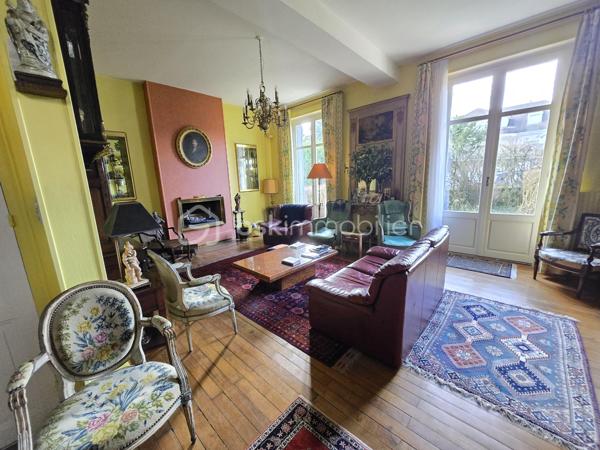 Maison de ville de 284 m²