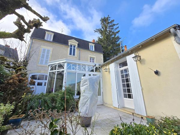 Maison de ville de 284 m²