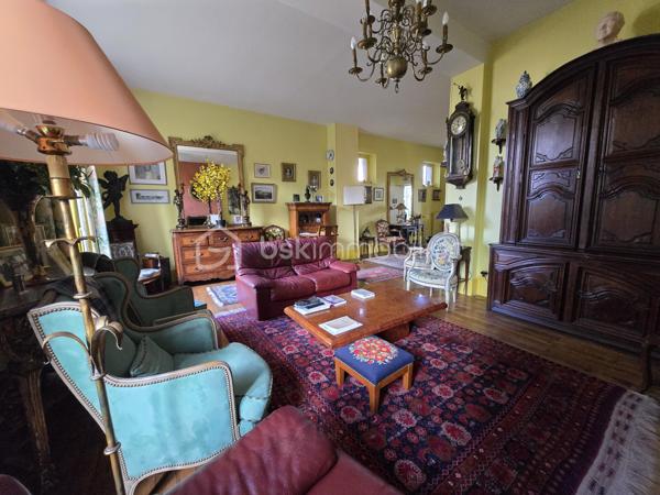 Maison de ville de 284 m²