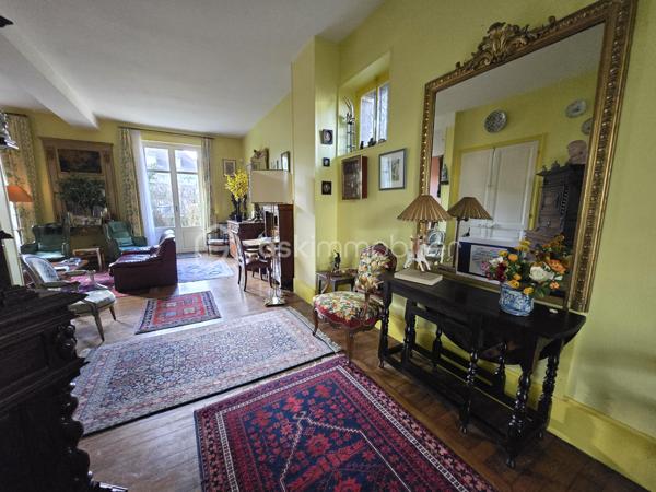 Maison de ville de 284 m²