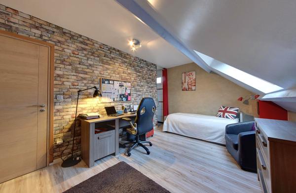 Maison Grisy Suisnes 7 pièces 170 m2 sur sous-sol total de 95 m² Classe énergie B