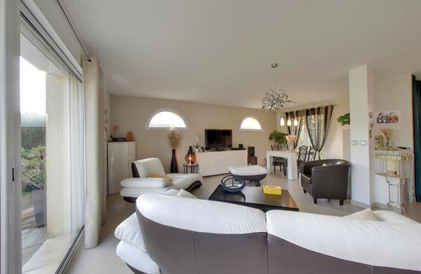 Maison Grisy Suisnes 7 pièces 170 m2 sur sous-sol total de 95 m² Classe énergie B