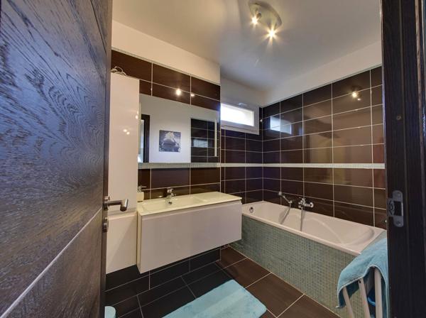 Maison Grisy Suisnes 7 pièces 170 m2 sur sous-sol total de 95 m² Classe énergie B