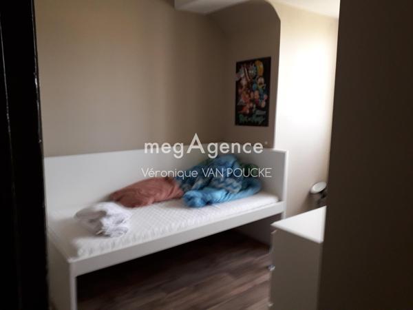 Immeuble à COMPIEGNE, 60200 - 137m²