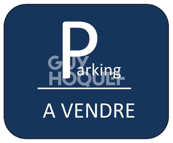 À Vendre ? Place de Parking en Plein Centre de Grand-Champ (56390)