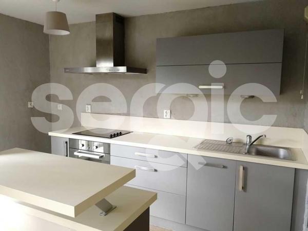 Location 2 Pieces 45 59700 Marcq En Baroeul 14 0372 01 0028