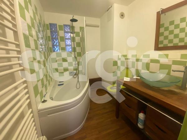Location 2 Pieces 45 59700 Marcq En Baroeul 14 0372 01 0028