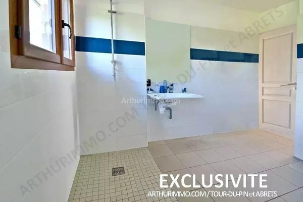 Vente Maison 5 pièces 112 m2 à La Tour-du-Pin
