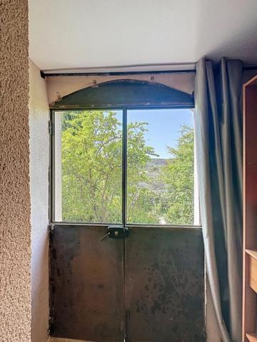 Maison de caractère, grands volumes à Manosque