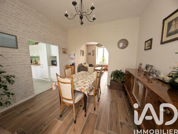 Maison à vendre 4 pièces 95 m² Saint-Sulpice-Laurière