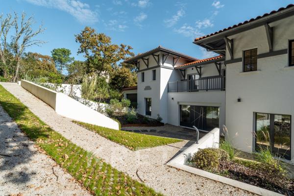 Villa entièrement rénvovée
Pereire / Le Moulleau