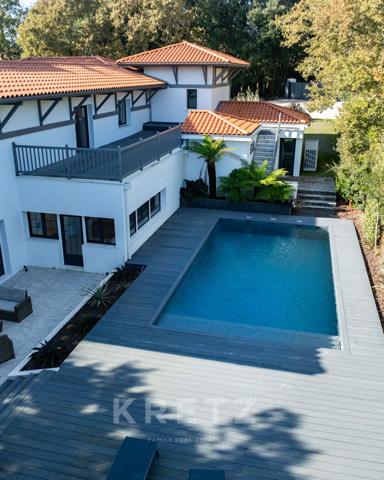 Villa entièrement rénvovée
Pereire / Le Moulleau