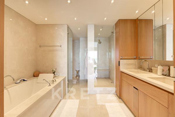 Appartement dernier étage centre Croisette